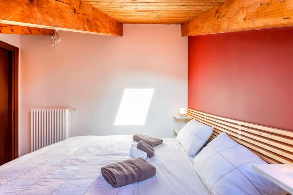 Charming 2.5Room Flat In Center Of Monforte dʼAlba Extérieur photo
