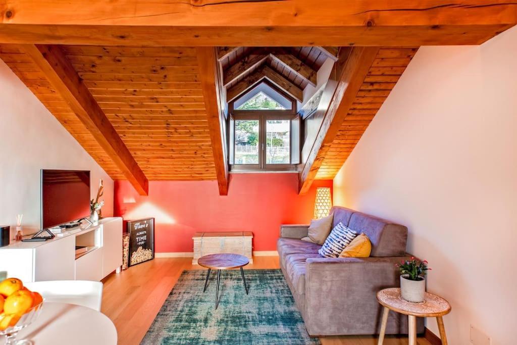 Charming 2.5Room Flat In Center Of Monforte dʼAlba Extérieur photo