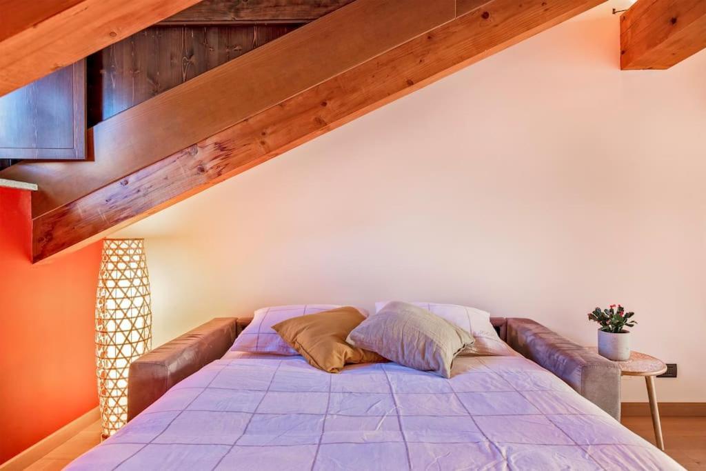 Charming 2.5Room Flat In Center Of Monforte dʼAlba Extérieur photo