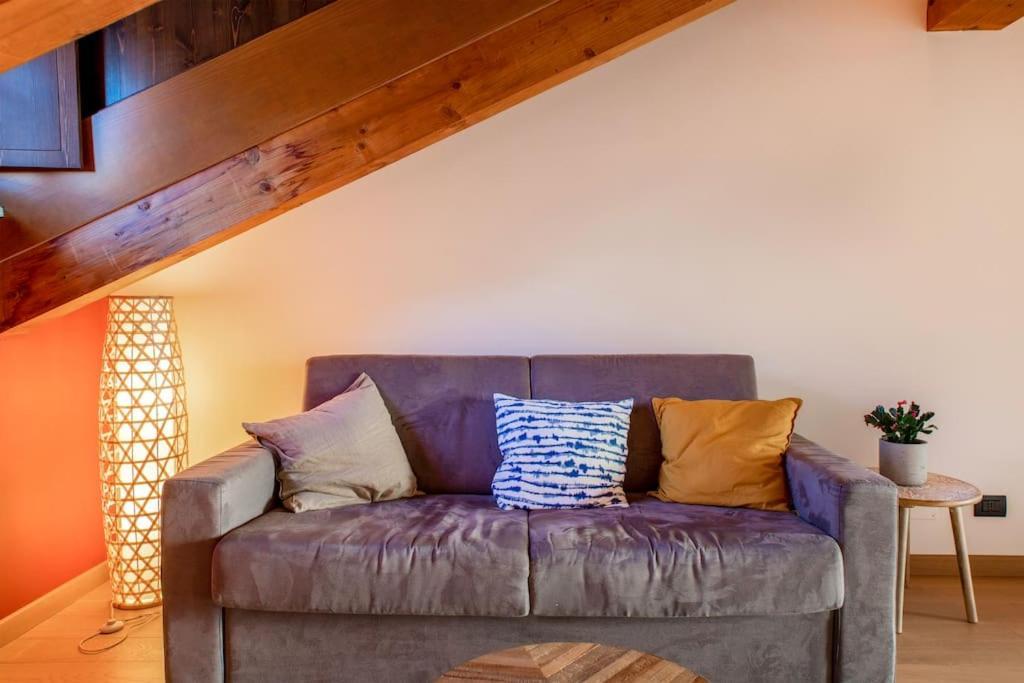 Charming 2.5Room Flat In Center Of Monforte dʼAlba Extérieur photo