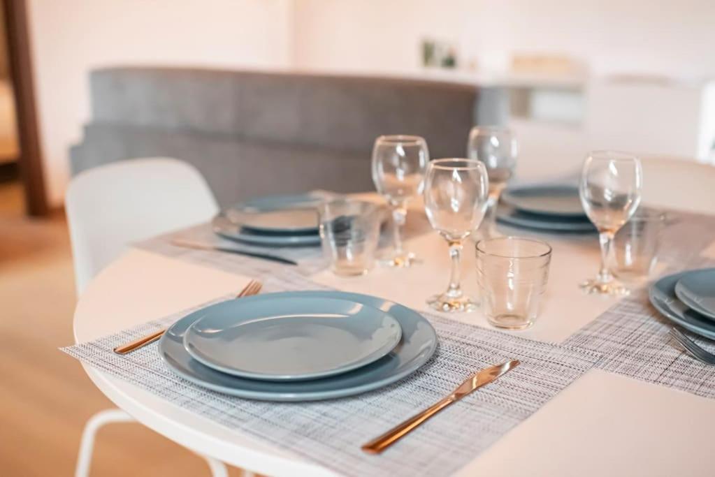 Charming 2.5Room Flat In Center Of Monforte dʼAlba Extérieur photo