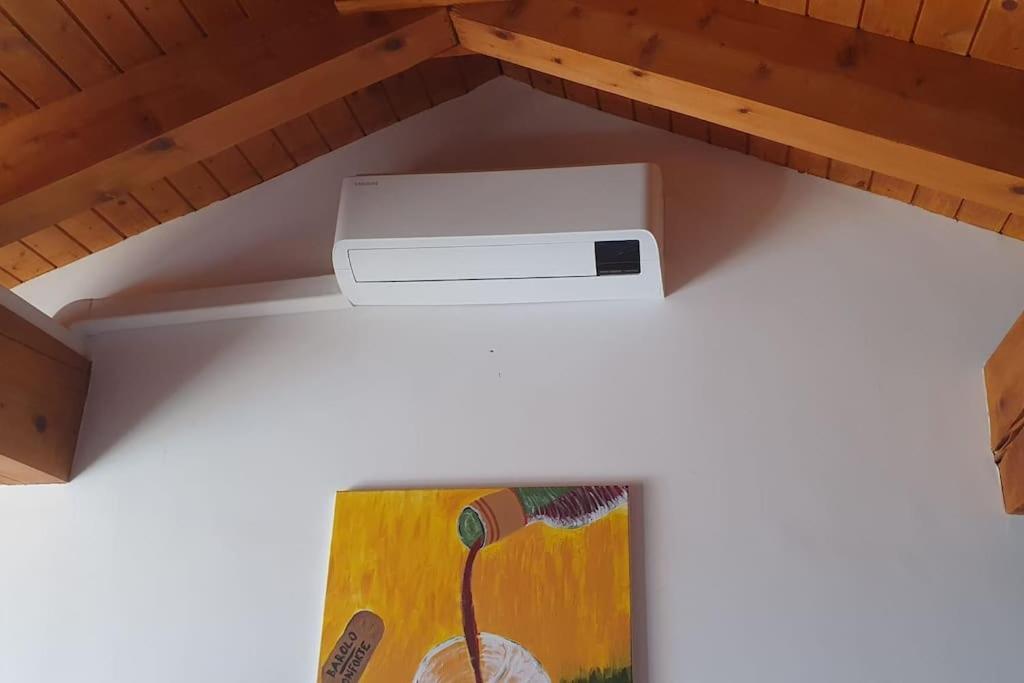 Charming 2.5Room Flat In Center Of Monforte dʼAlba Extérieur photo