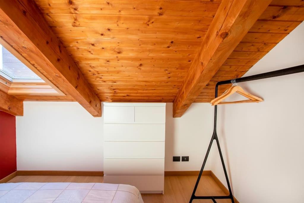 Charming 2.5Room Flat In Center Of Monforte dʼAlba Extérieur photo